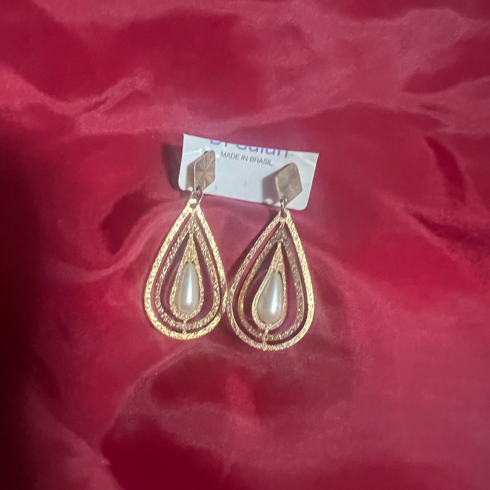 Elegant Gold and Silver Teardrop Earrings
